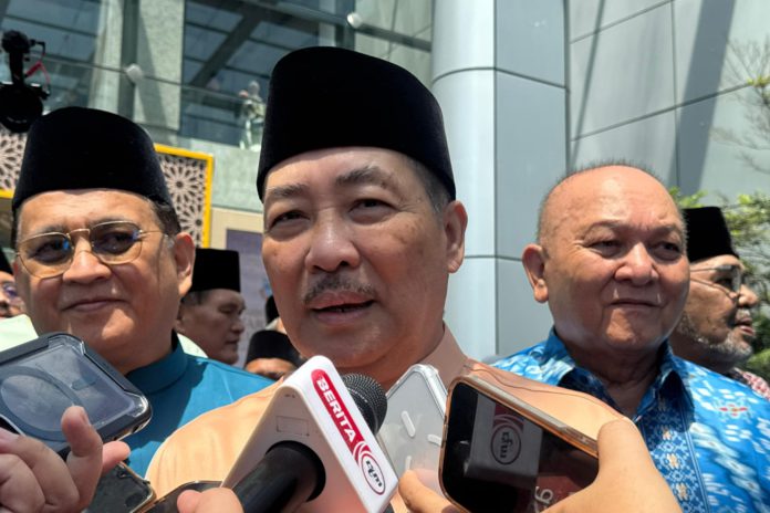 Picsart_26-03-28_14-00-49-485