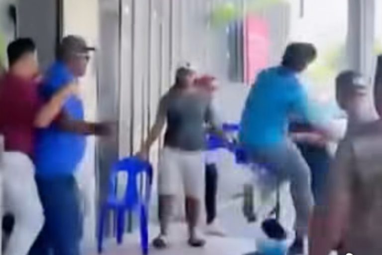 Gaduh-gempar di tempat awam, tiga promoter pelancongan didenda RM1,000