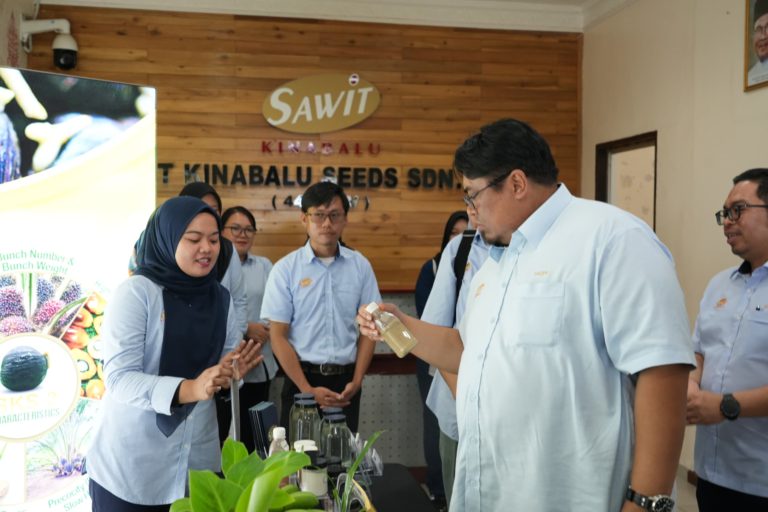 Sawit Kinabalu perkasa mekanisme dan teknologi ladang di Balung