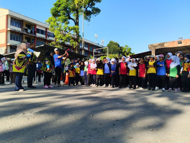 Lebih 400 murid sertai kejohanan merentas desa STAR1