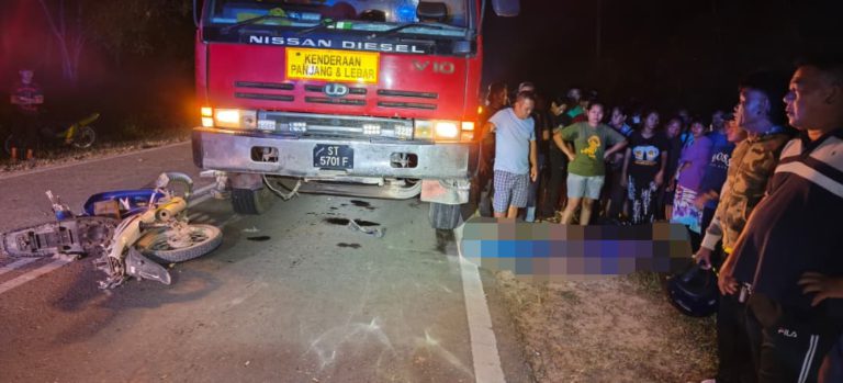 Wanita maut motosikal dirempuh lori