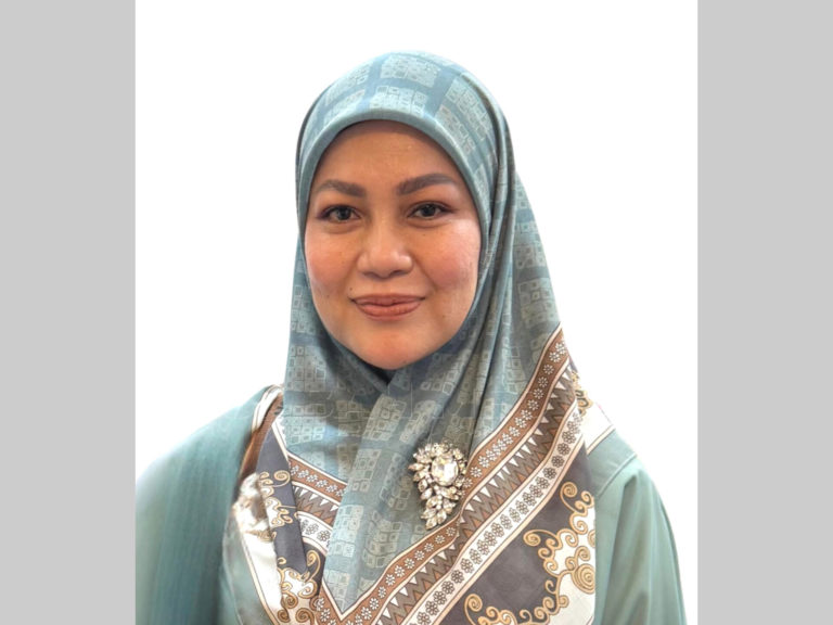 Doktor OKU antara penerima ADK sempena ulang tahun TYT Sabah