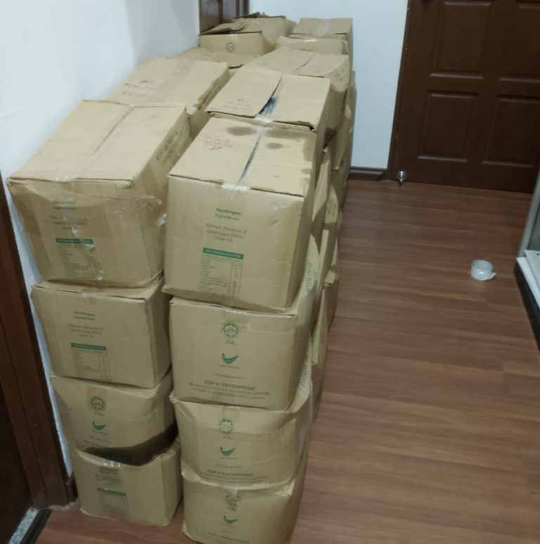 KPDN Semporna terima kes rampasan 680kg minyak masak paket