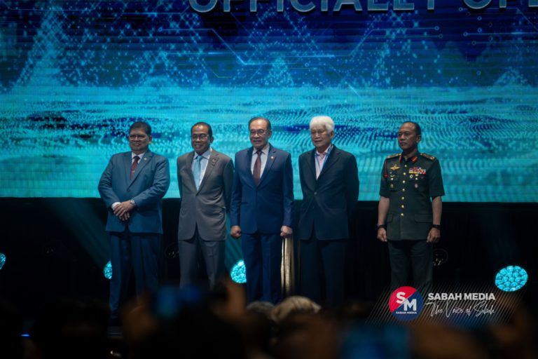 PM Anwar Tegaskan Peranan Malaysia Dalam Rantaian Bekalan Global