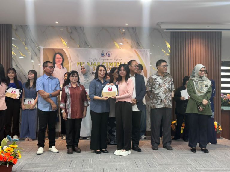 108 pelajar cemerlang SPM 2025 Matunggong terima insentif