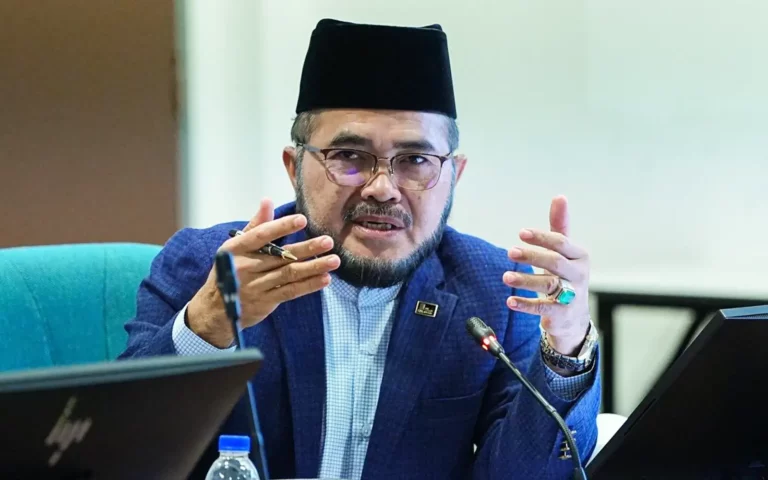 Kontroversi kenyataan Nik Zawawi mengenai Sahabat Nabi cetus kecaman, perbahasan ilmiah