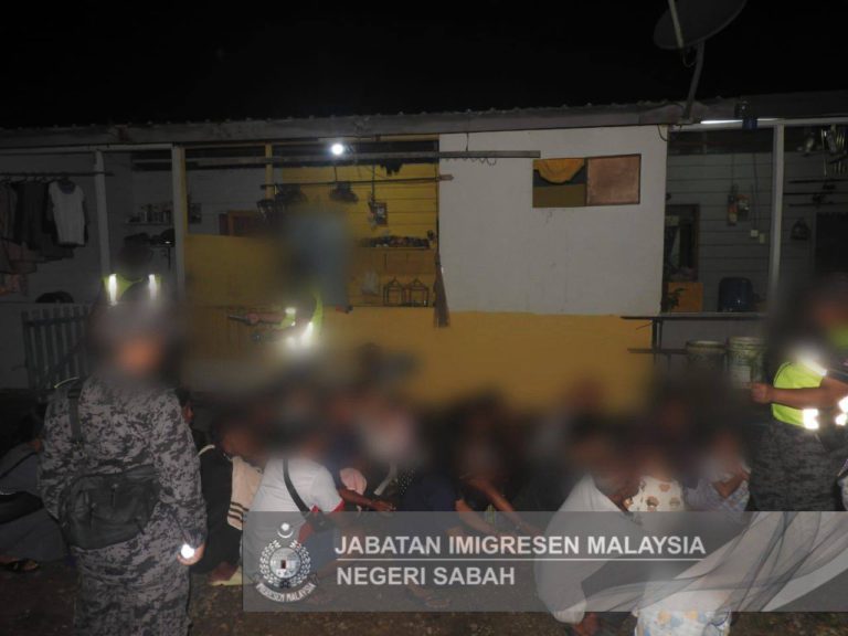 54 warga asing ditahan di Sipitang dan Semporna