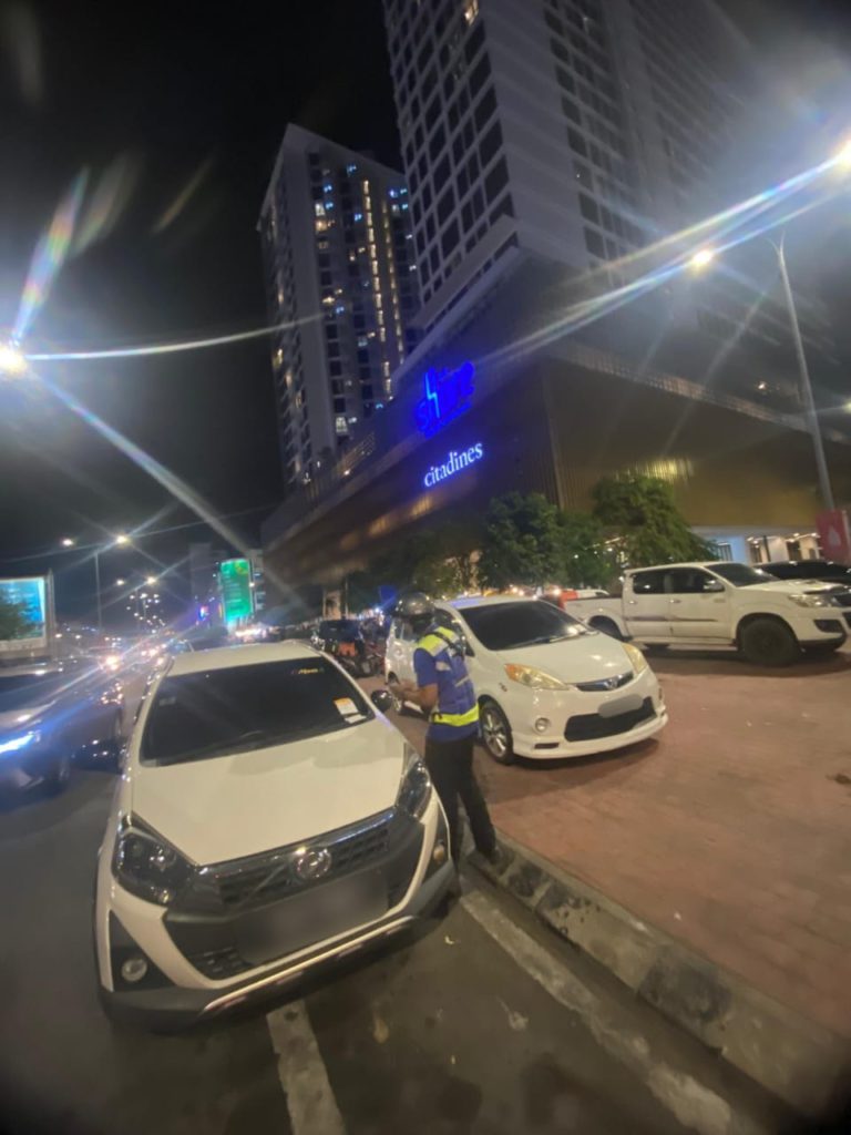Lebih 20,000 petak parkir disediakan di pusat bandar Kota Kinabalu