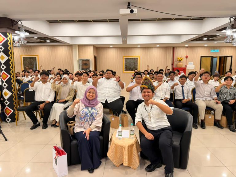 Belia perlu jadi penyelesai cabaran negeri, bukan sekadar pengkritik – Noorazmahirah