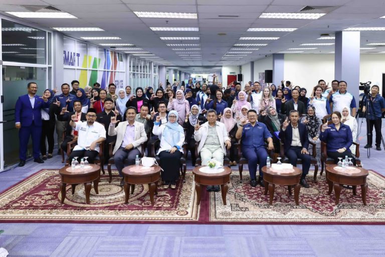 Arkib benteng keadilan pentadbiran, memori institusi UMS — Naib Canselor