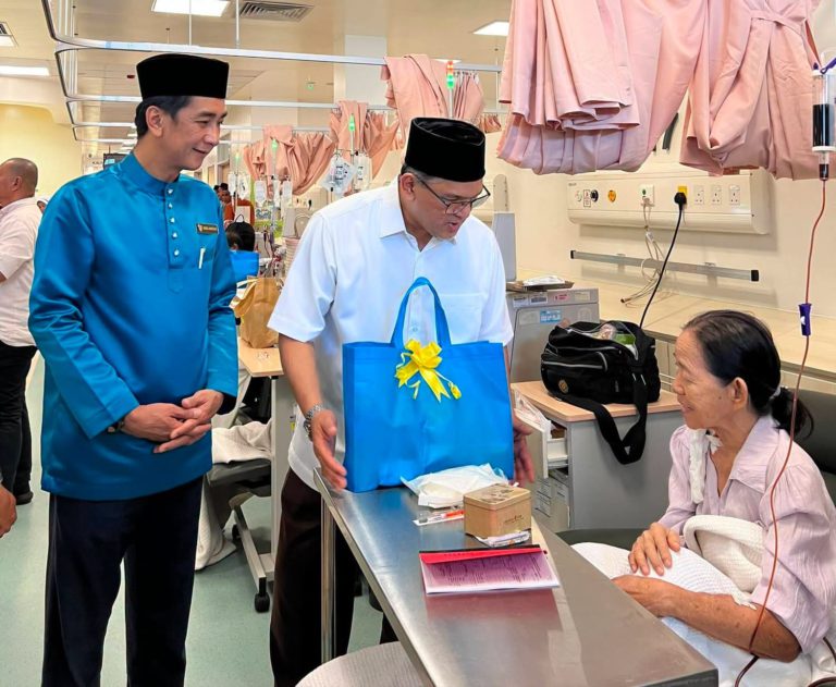 Santunan Ziarah Kasih Hijrah bawa keceriaan kepada pesakit Hospital Tawau