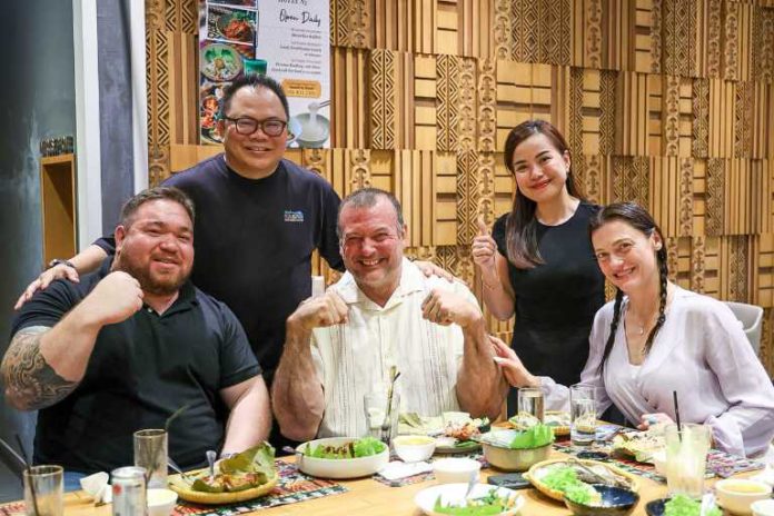 PR - WORLD RANKING ARM WRESTLER DEVON LARRATT AND WIFE EXPERIENCE SABAH’S TOURISM ATTRACTIONS_20260619_8599657138912497413_edit_748312983347612