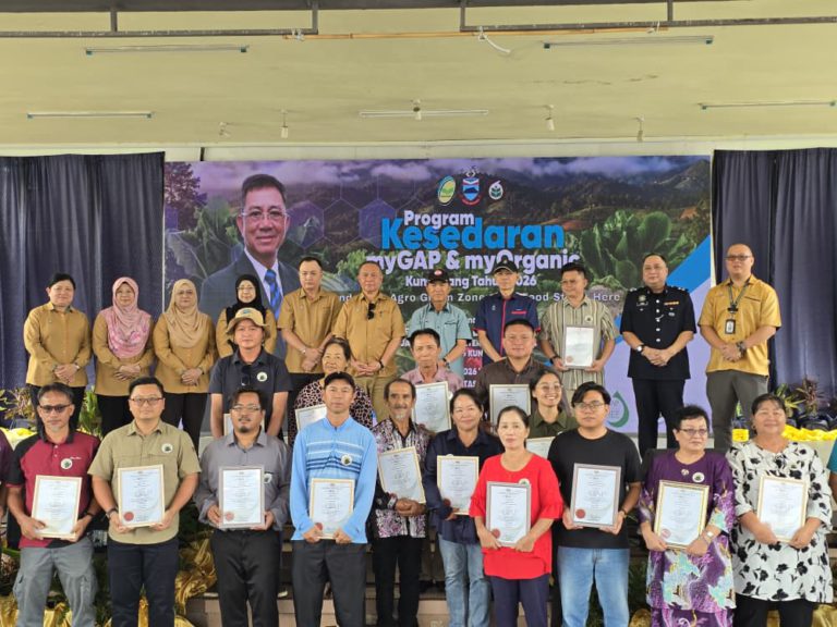 34 pengusaha pertanian Ranau terima pensijilan myGAP, myOrganic