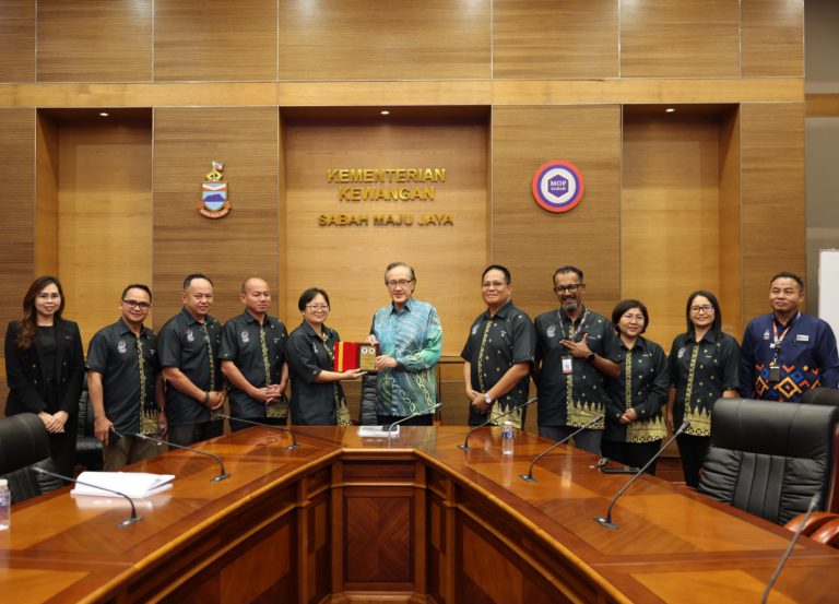 MRSM Ranau rangkul Anugerah Institusi Pendidikan MARA Terbaik 2026