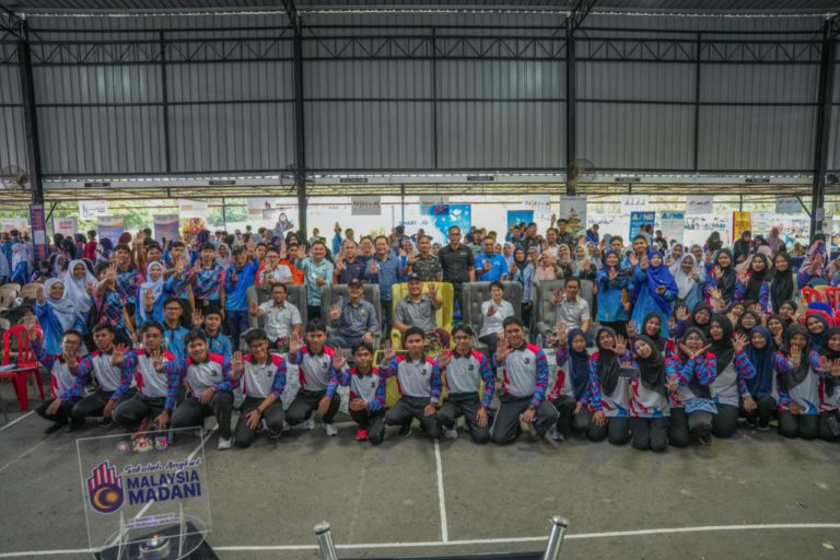ESSCOM perkukuh pembangunan modal insan melalui program sekolah angkat MADANI 2026