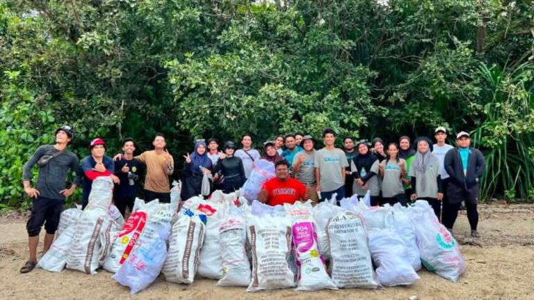 4,422 item sampah dikutip, 711 COT disingkirkan di perairan Kunak