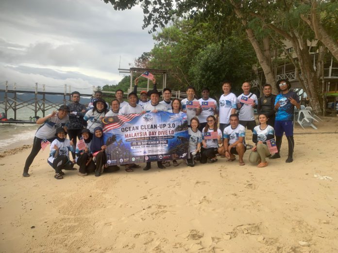 Hari Malaysia kutip sampah