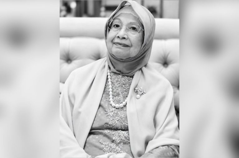 Tun Dr Siti Hasmah meninggal dunia pagi ini