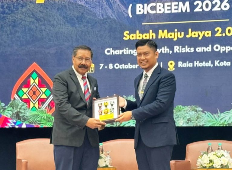 Semua pihak perlu gerakkan momentum pembangunan Sabah – Azrul
